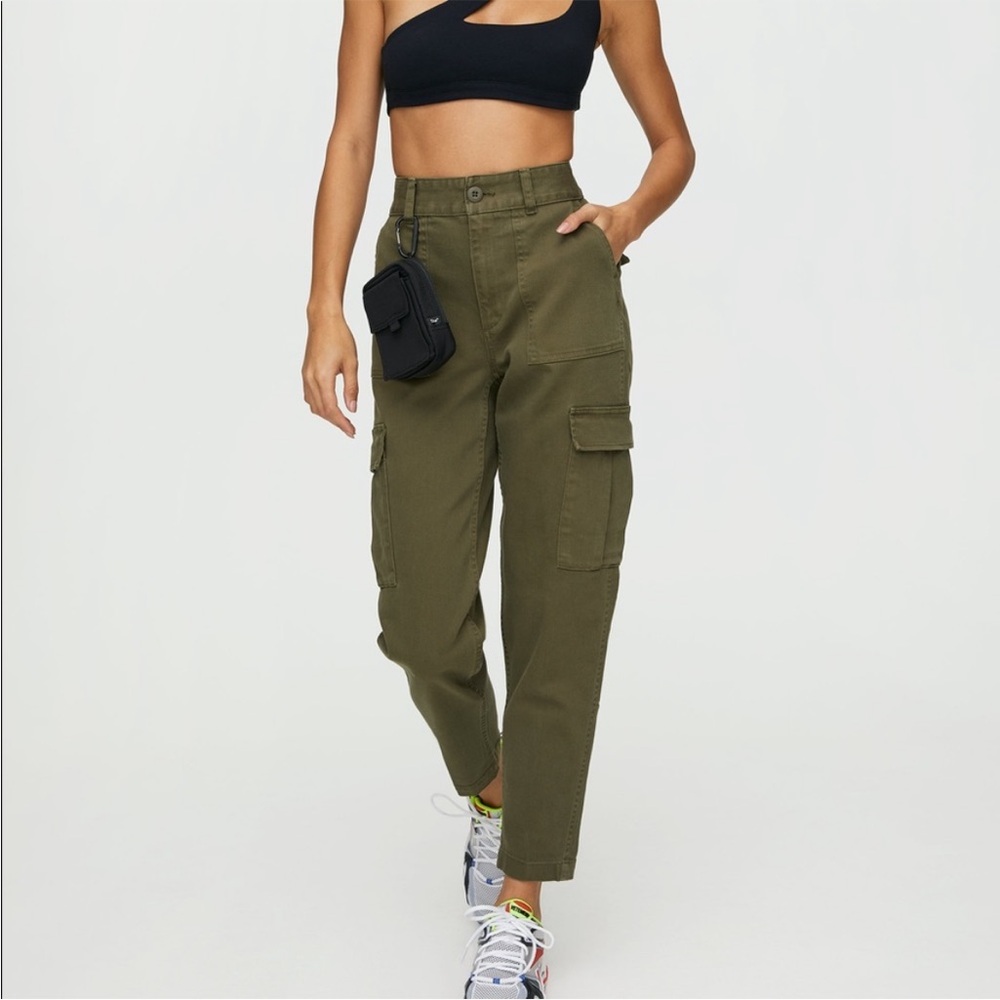 Aritzia TNA cargo pants